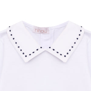 Body de bebê Lucca marinho e branco, da Ninou