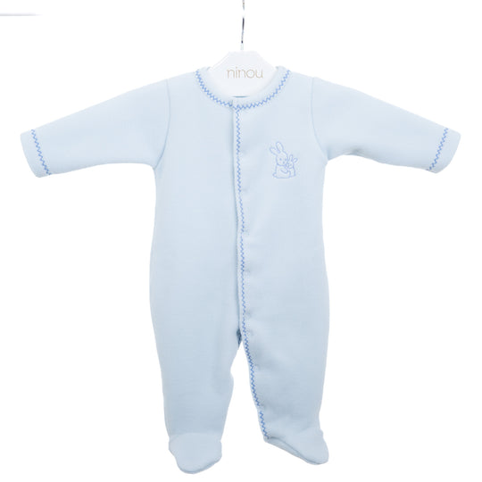 Macacão de bebê Merlin em soft azul, da Ninou