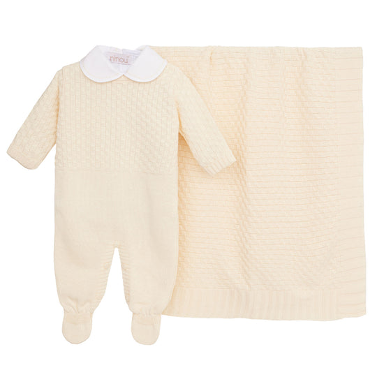 Kit maternidade de bebê Toty amarelo, da Ninou