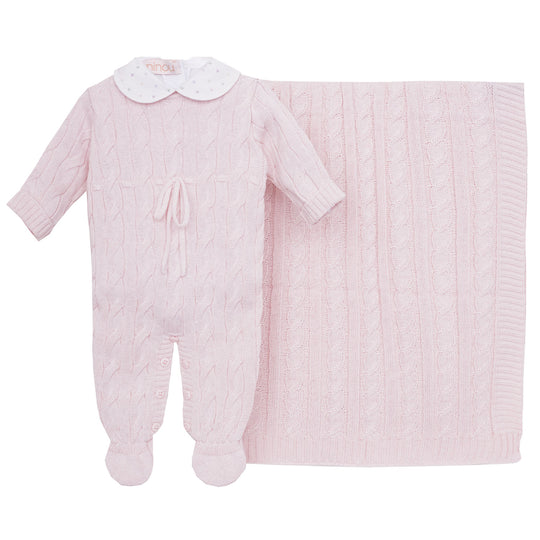 Kit maternidade de bebê Tressê rosa, da Ninou