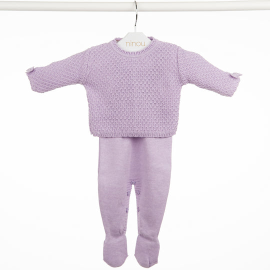 Conjunto de bebê Nanette lilás, da Ninou
