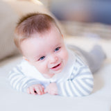 Macacão de bebê Luc cinza, da Ninou