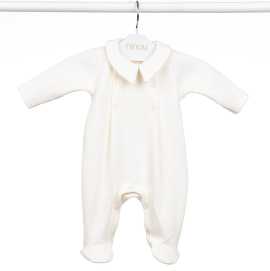 Macacão de bebê Noa off white, da Ninou